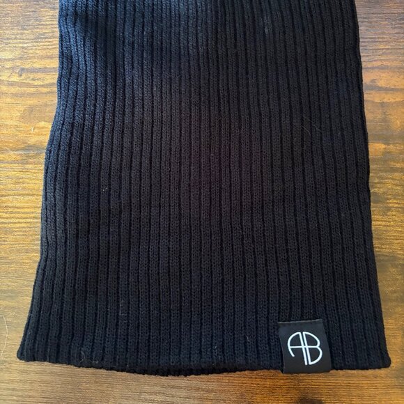 Lightweight Unisex Beanie with Logo - Picture 3 of 4